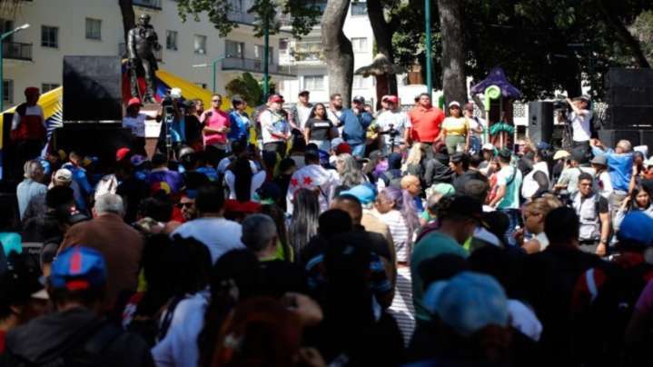 Nahum Fernández acusa a Estados Unidos de apropiarse de un cargamento de petróleo venezolano