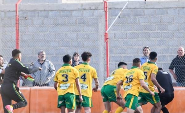 Avanza la investigación por la agresión a un árbitro y se imputó a 9 involucrados