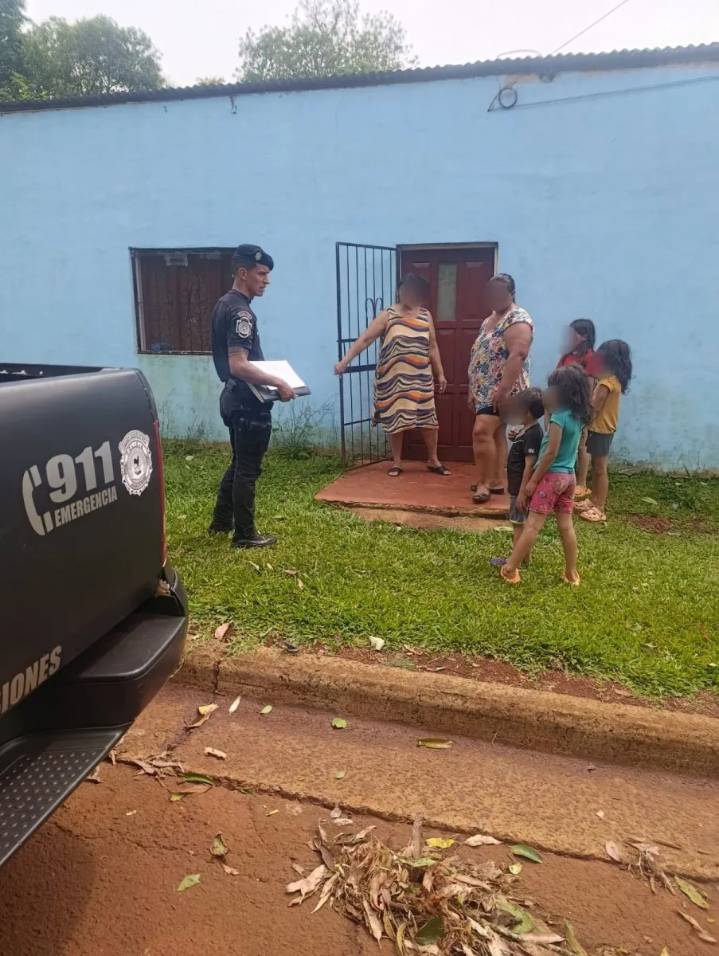 Encuentran a cuatro niños en estado de abandono en Villa Bonita