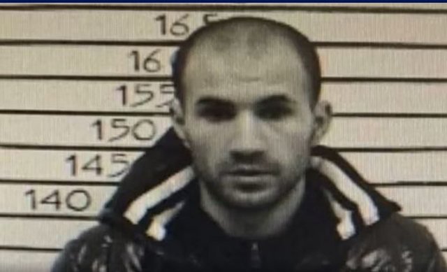 'Wizard of escapes' breaks out of prison for fourth time using saw and bedsheets