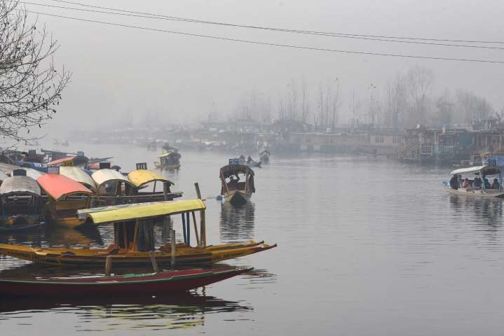 Pulwama freezes at –5.5°C as sub-zero temperatures sweep Kashmir valley
