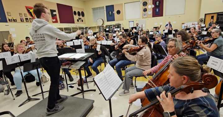 Wisconsin Intergenerational Orchestra bridges generations with winter concert