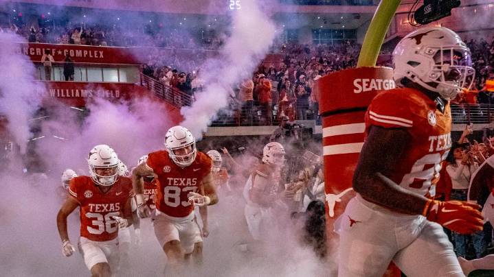 Where will Texas schools play during bowl season? Here's the full list