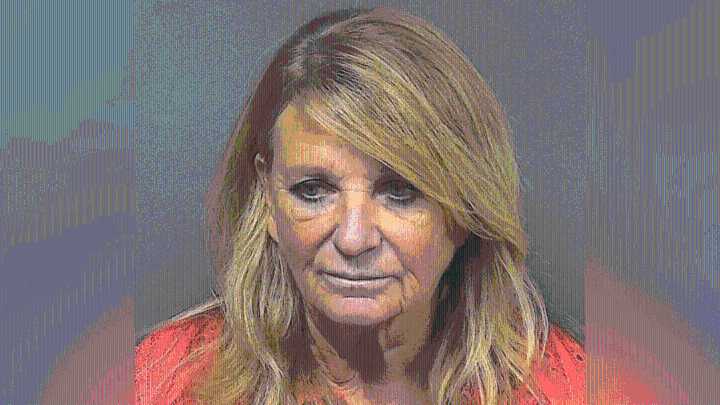 DeSoto County judge arrested and charged with DUI, reckless driving