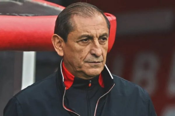 Inter de Porto Alegre oficializó la salida de Ramón Díaz tras un breve ciclo en el club