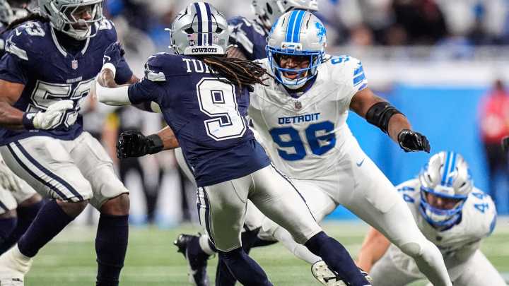 Detroit Lions' classic recipe just the right mix of complementary ball