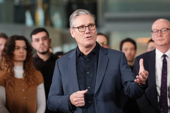 Starmer: Ukraine deal must be ‘just’ and backed with ‘hard