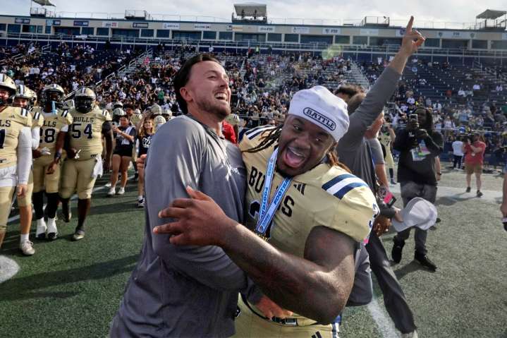 Mallory's three TDs lift West Boca to second straight 6A state title
