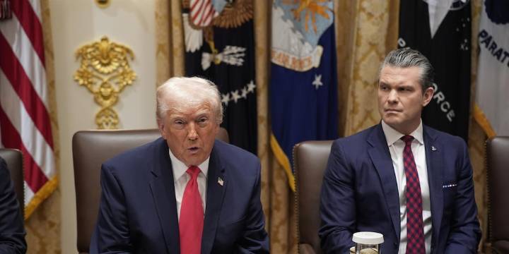 Trump dice que los ataques dentro de Venezuela comenzarán "muy pronto"