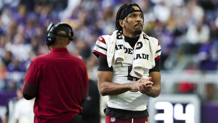 Jayden Daniels injury: Commanders QB out against Giants due to elbow