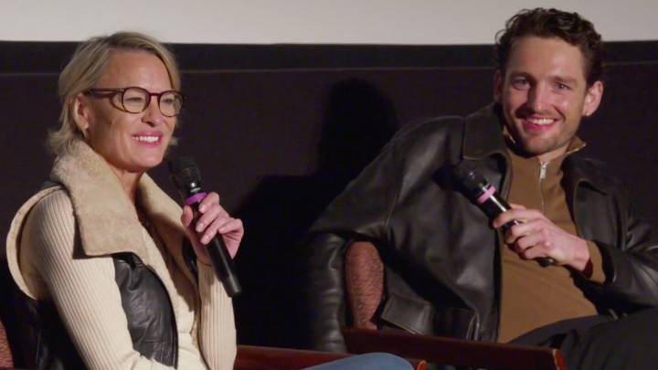 Interview With 'The Girlfriend's' Robin Wright, Laurie Davidson