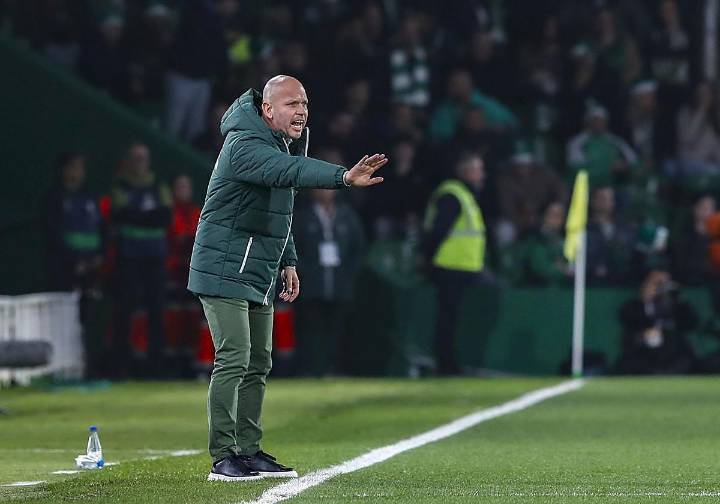 José Alberto: «Me cuesta mucho quitar a Andrés y Vicente y quizá me haya equivocado»