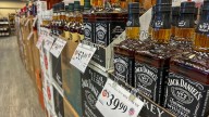 U.S. alcohol temporarily returns to shelves at some Manitoba Liquor Marts