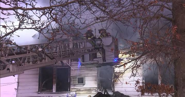 Neighbor and police officer help rescue 8 from fire in Penndel, Pennsylvania