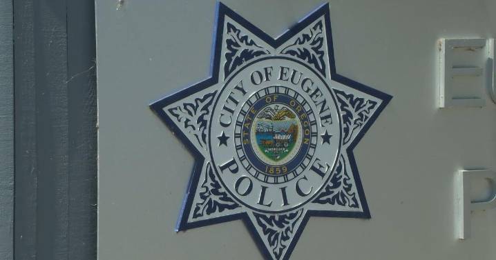 Eugene Police arrest man after finding pipe bomb in vehicle