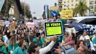 La huelga médica en Andalucía suspende miles de consultas e intervenciones tras cuatro días de parón: "Tenía revisión del infarto y me vuelvo a casa"