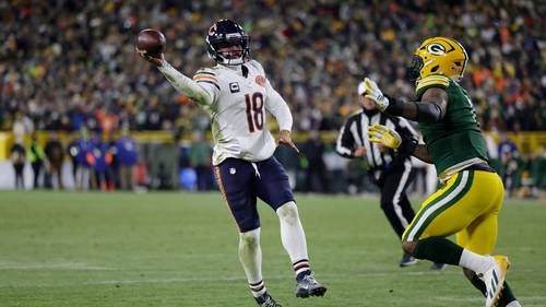 Chicago Bears lose 21-28 to Green Bay Packers at Lambeau Field after Caleb Williams throws end zone INT in comeback attempt