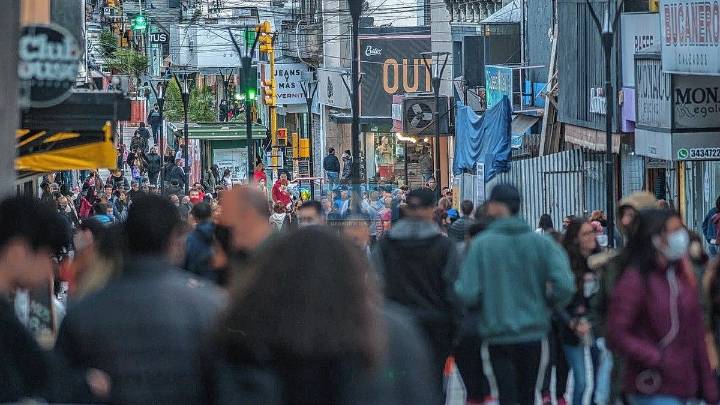 CAME: las ventas minoristas cayeron más de 9% en noviembre