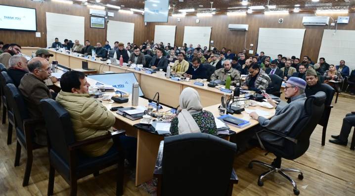 CM Omar Abdullah stresses on robust winter preparedness; fast-paced execution of development works in Budgam