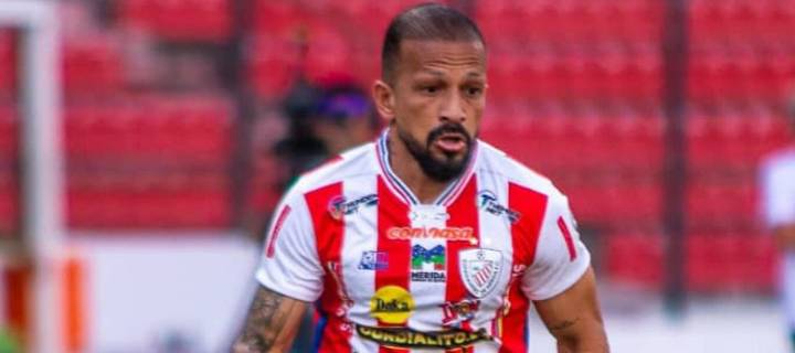 Marlon Fernández se convirtió en el primer fichaje de Trujillanos