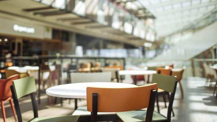 10 Mall Food Court Rules Everyone Should Follow
