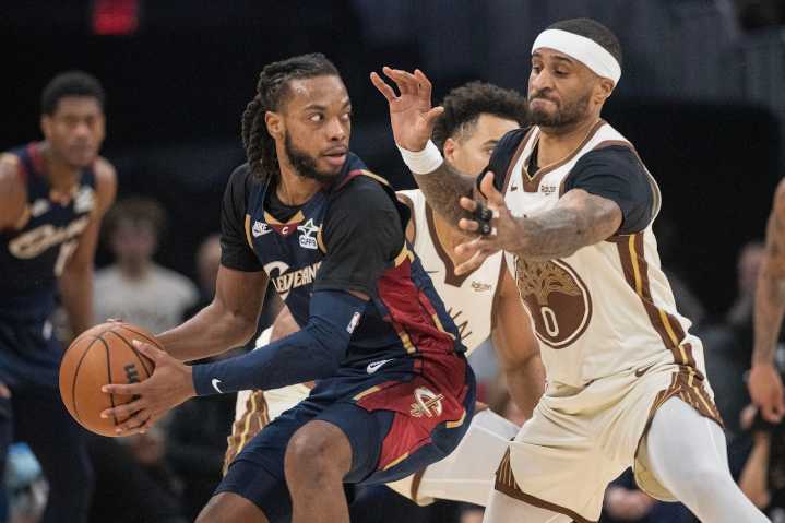 Cavs booed at home during 99-94 loss to Golden State Warriors