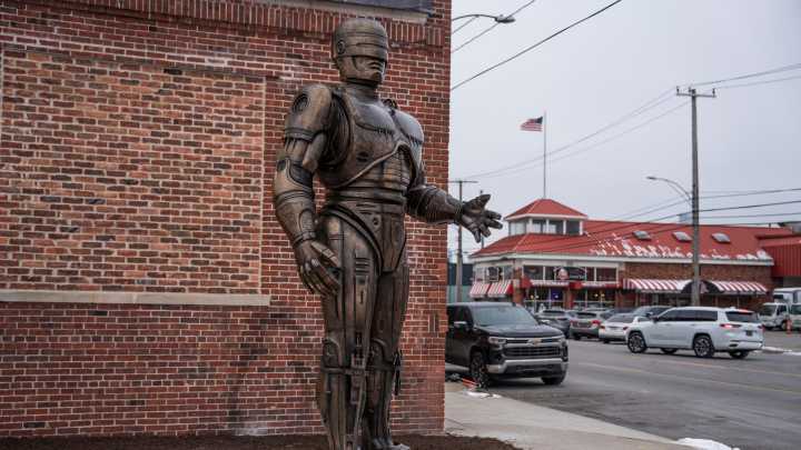 See RoboCop statue 'on patrol' in Detroit after 15 years in the making