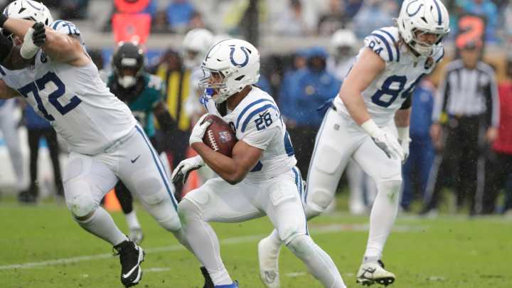 What did Jonathan Taylor do in Week 14? Colts RB's stats today vs. Jaguars
