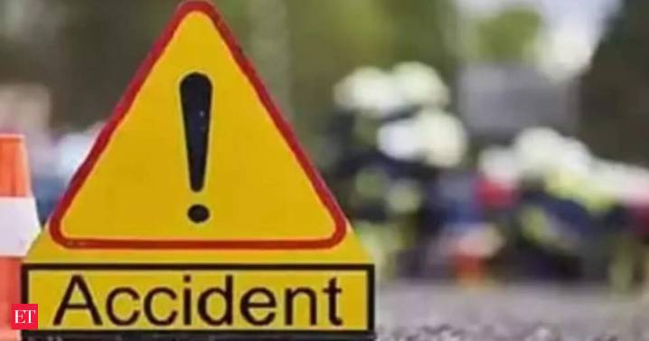 Unnao: 3 dead, 5 hurt in truck