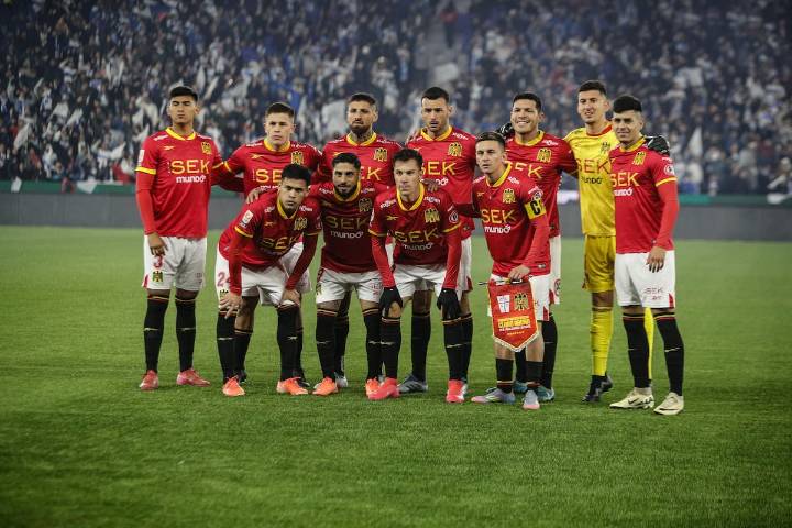 “Hoy toca despedirme de un club que marcó una parte muy importante en mi carrera y de mi vida… Vestir su camiseta fue un orgullo”