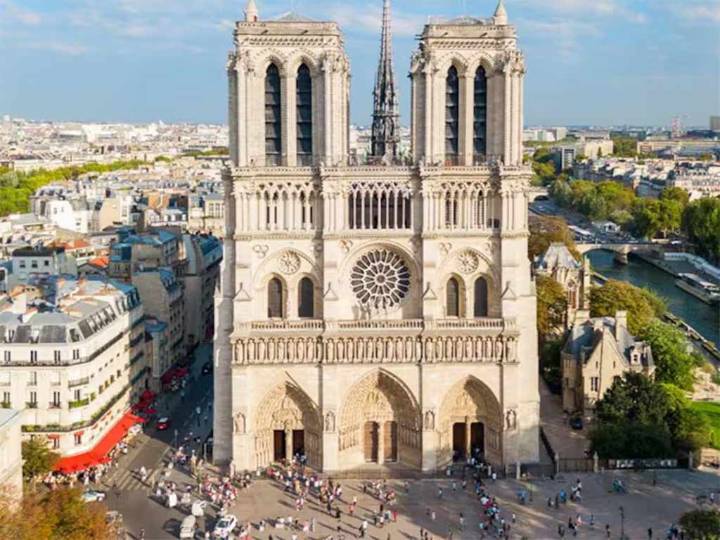 Cifra récord de visitantes en catedral Notre