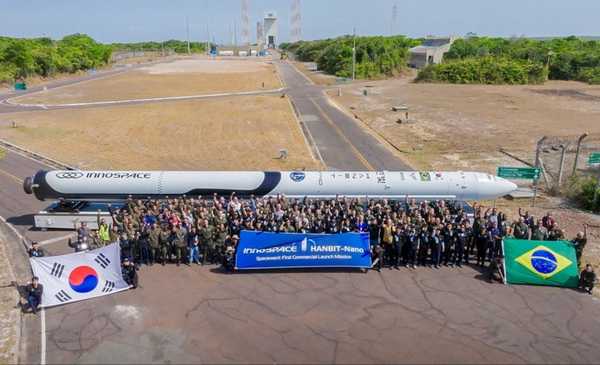 Brasil lanza su primer cohete orbital comercial