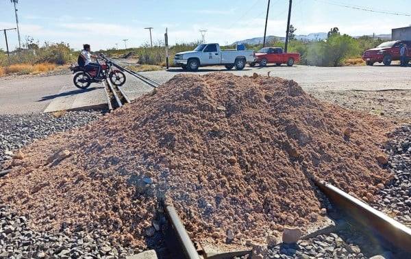Impiden paso en vías de Estación Consuelo