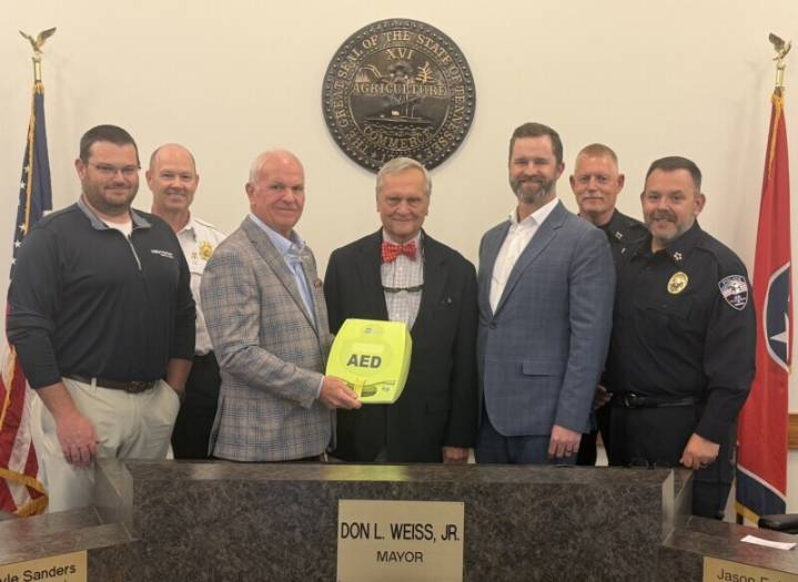 Dickson Installs AEDs Across City Facilities After Life