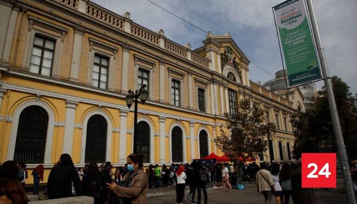 U. de Chile logra hito y obtiene acreditación institucional en nivel de excelencia por 7 años