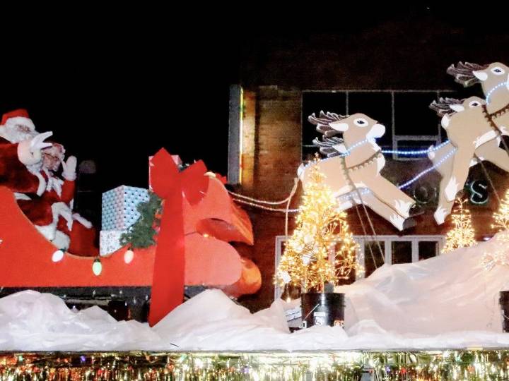 Gananoque Santa Claus Parade theme Holiday movie magic