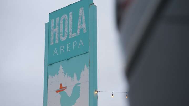 South Minneapolis restaurant says ICE entered without warrant, staff push back