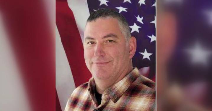 North Texas elected official arrested, charged with impersonating an officer