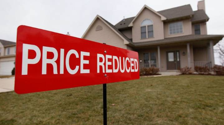 WA housing market has more homes for sale as prices dip