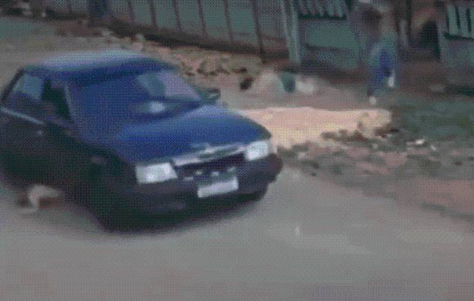 Niño es arrastrado por auto conducido por ebrio y su estado de salud es grave