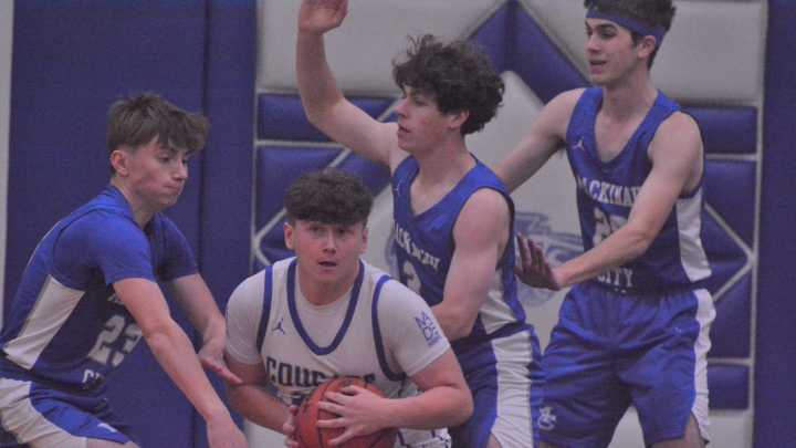 PHOTOS: Mackinaw City hosts Battle at the Bridge title game