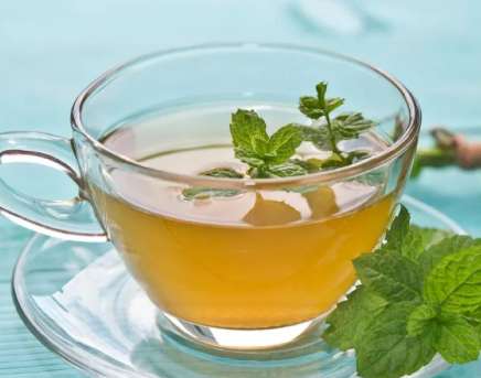 Menta: la infusión que mejora tu digestión y alivia el estrés