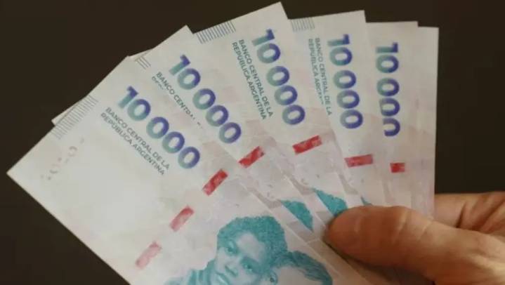 Gremios argentinos contra la imposición unilateral del sueldo mínimo