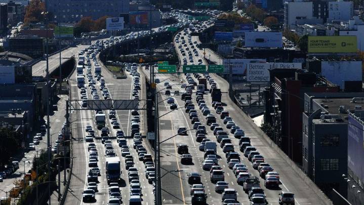 Which 25 US cities have the worst traffic? See this data firm's list.
