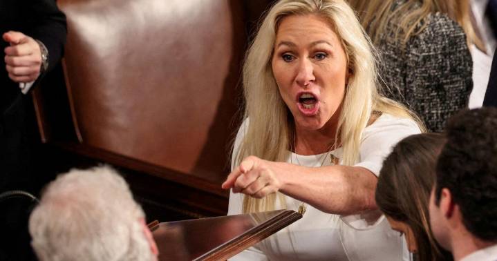 Toxic environment in Congress prompts lawmakers to resign