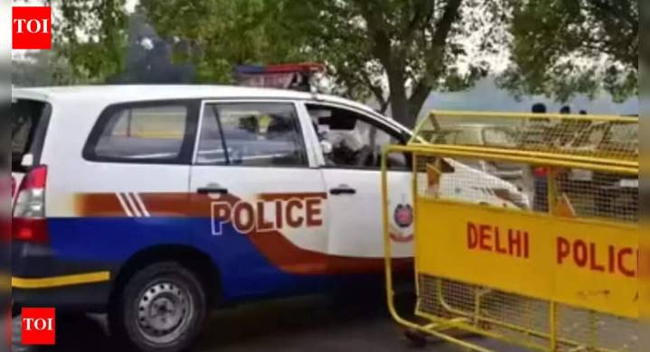 Delhi Bomb Threat: Multiple Delhi schools receive threat emails; students evacuated