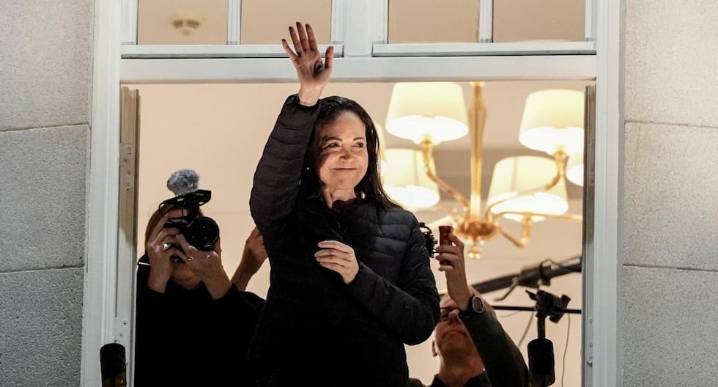 María Corina Machado reaparece en Oslo tras meses en la clandestinidad y recibe ovación de sus seguidores