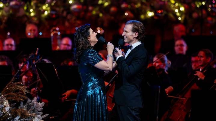 'Transcendent': Broadway couple creates magic in Tabernacle Choir Christmas concert