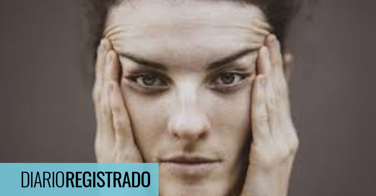 Cuál es el significado de mover las cejas antes de hablar según la psicología