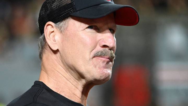 Steelers’ legend Bill Cowher drops honest take on Mike Tomlin’s rising pressure to win